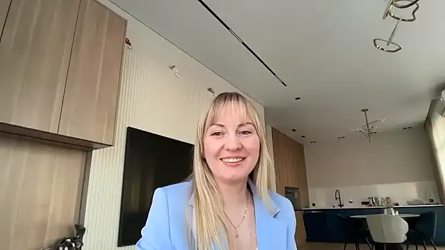 Dorielle online show from June 2026 02:40:02 PM