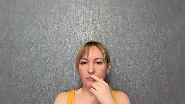 Dorielle online show from July 2026 03:59:01 PM