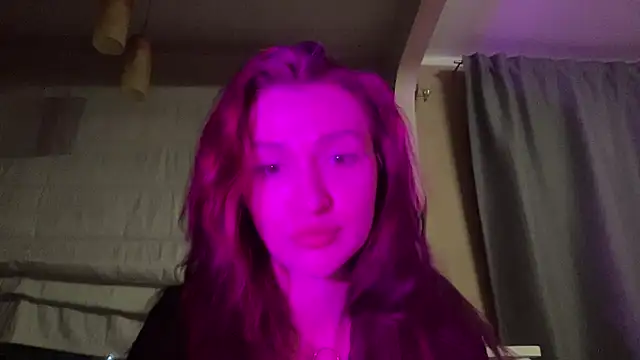 Nolenne online show from June 2026 10:37:01 PM