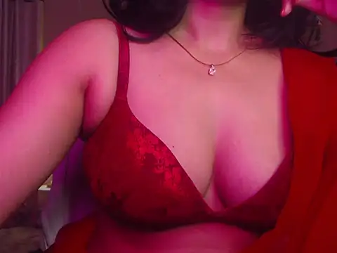 Velvet Queen1 online show from July 2026 03:05:01 PM