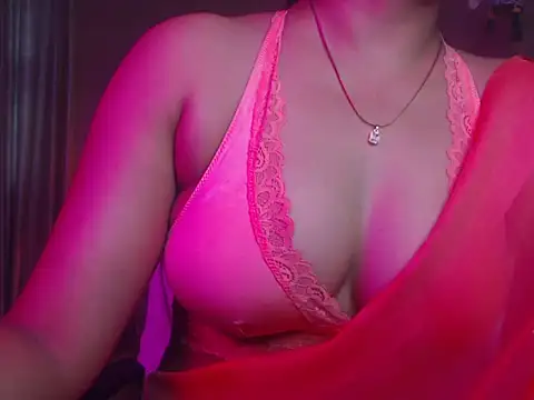 Velvet Queen1 online show from July 2026 02:43:01 AM