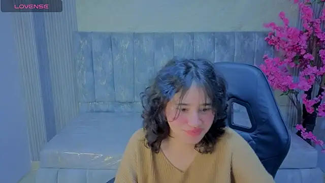 Lizz s online show from July 2026 08:37:01 PM