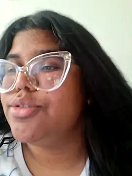 Delya soloexperimento online show from June 2026 05:10:02 PM