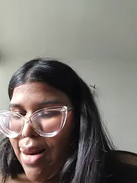 Delya soloexperimento online show from July 2026 01:25:01 PM