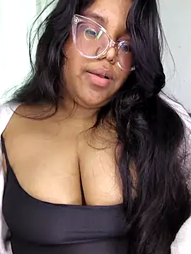 Delya soloexperimento online show from July 2026 07:13:02 PM