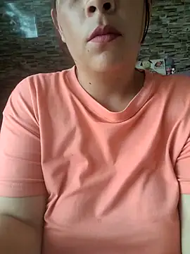 Snapshot of CurvyMilen chatting on July 2026 12:29:01 PM CurvyMilen online show from July 2026 12:29:01 PM