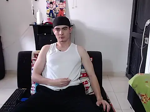 Zac Efront online show from July 2026 06:28:01 PM
