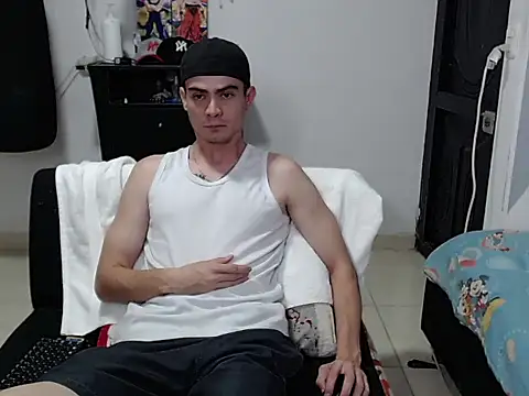 Zac Efront online show from July 2026 06:26:01 PM