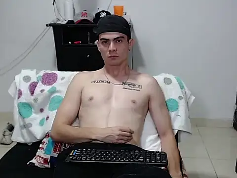 Zac Efront online show from July 2026 08:43:02 AM