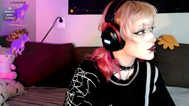meow nicole online show from July 2026 06:59:01 PM