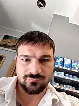 hottman7 online show from July 2026 08:32:02 AM