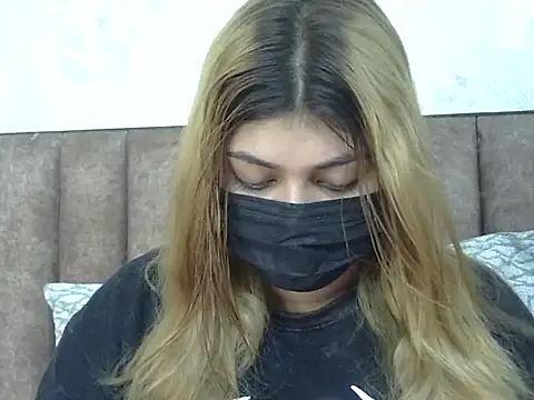 Sexyy Sana online show from July 2026 04:44:02 PM