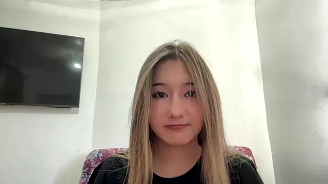 CloudyClamber online show from July 2026 09:12:01 AM