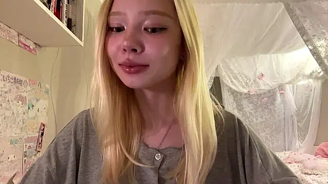 LinaFloww online show from July 2026 07:50:01 PM