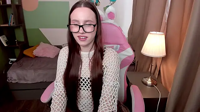 Bella Sage online show from July 2026 05:22:02 AM
