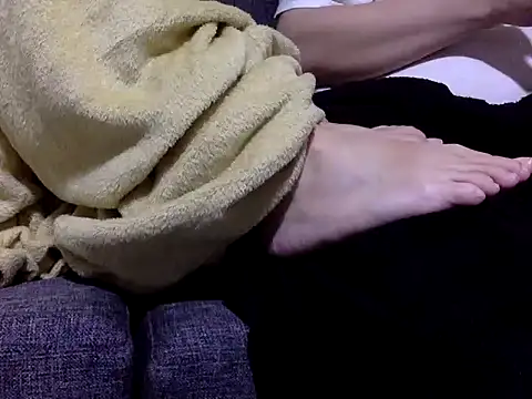 feetlilly online show from June 2026 02:09:02 AM