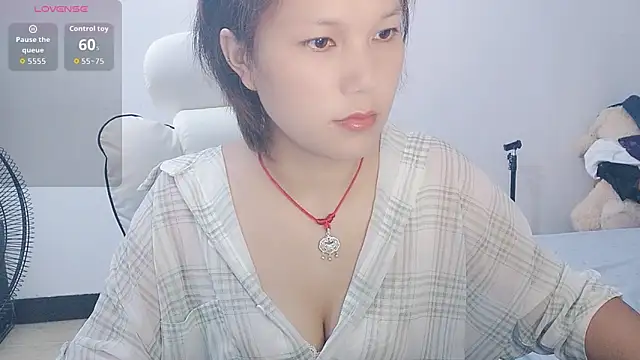 Snapshot of F-Chunchun chatting on July 2026 03:43:01 AM F-Chunchun online show from July 2026 03:43:01 AM