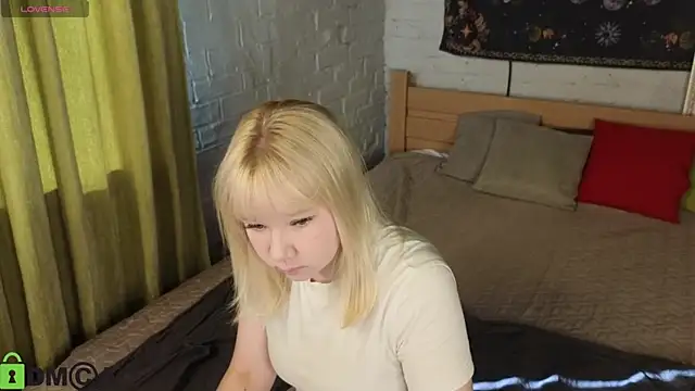 Soffa Mitchell online show from July 2026 01:11:01 AM