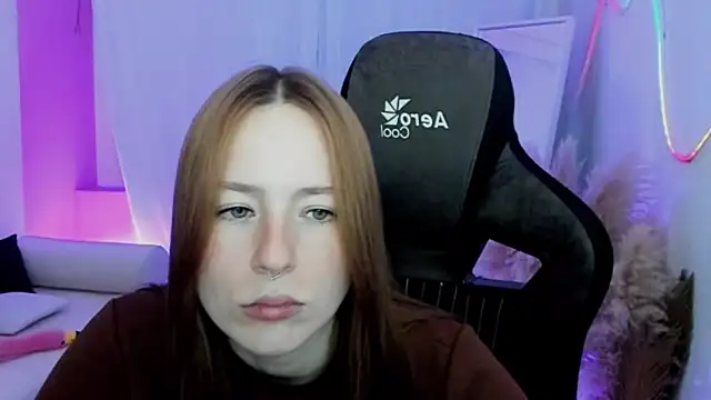 DamnWitchh online show from July 2026 05:48:02 PM