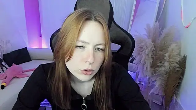 DamnWitchh online show from July 2026 10:21:02 AM