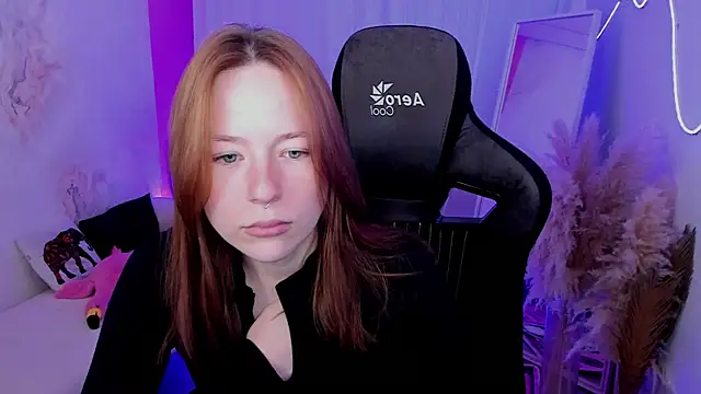 DamnWitchh online show from July 2026 05:47:01 AM