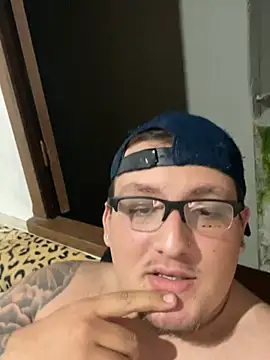 luisinnnnnn online show from July 2026 10:39:01 PM