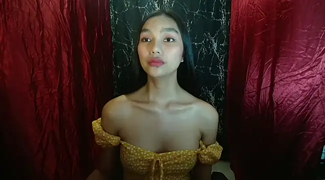 Snapshot of BlackBarbie4u chatting on December 2024 06:30:02 AM BlackBarbie4u online show from December 2024 06:30:02 AM