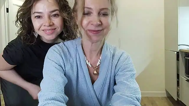Selenneh online show from July 2026 07:16:01 PM