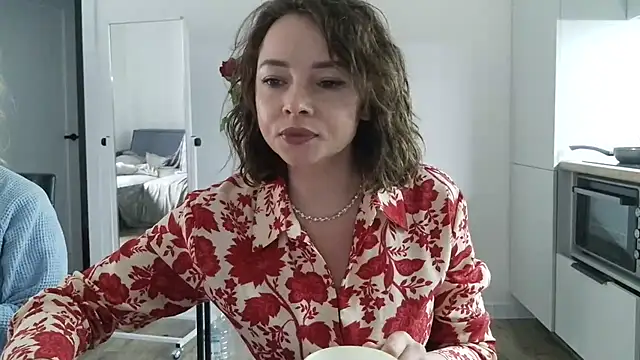 Selenneh online show from July 2026 04:02:02 PM
