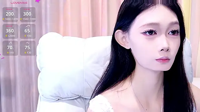 YangYang-0805 online show from August 2026 05:01:02 AM