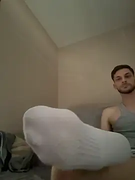 skinnytwink2008 online show from June 2026 12:57:02 PM