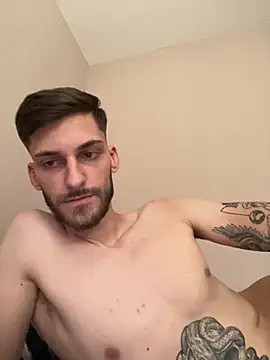 skinnytwink2008 online show from July 2026 12:30:01 PM