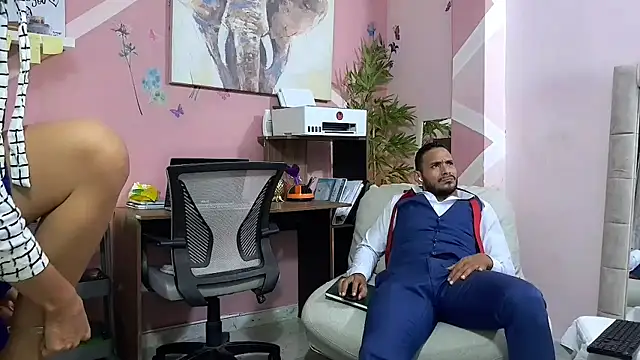 Pineappleflipped online show from July 2026 03:45:02 AM