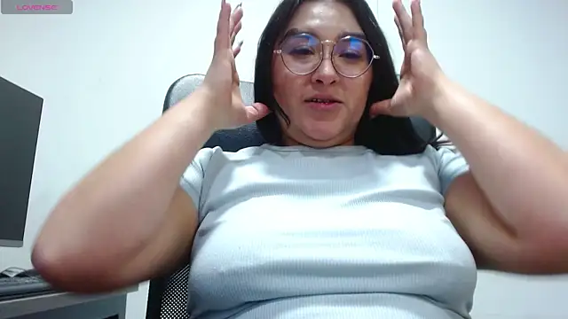 strawcream22 online show from July 2026 07:50:01 PM