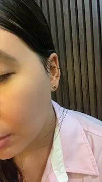 valentinaEliott online show from July 2026 03:45:02 AM