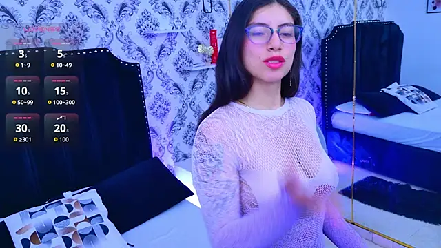 Lia Nigth online show from July 2026 12:36:02 PM