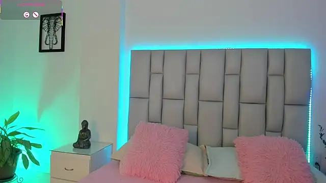 Geyn gomezz online show from July 2026 02:36:01 AM