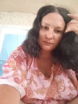 Irisssska online show from July 2026 10:43:01 AM