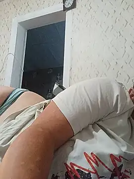 Irisssska online show from July 2026 04:22:01 PM