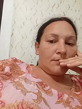 Irisssska online show from July 2026 07:05:02 PM