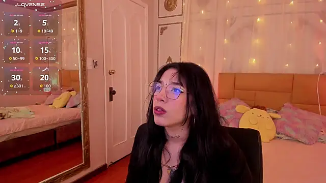 EmaLittle online show from July 2026 03:44:02 AM
