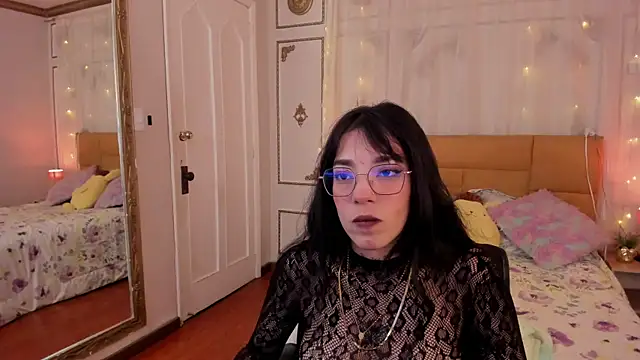 EmaLittle online show from July 2026 03:34:01 AM