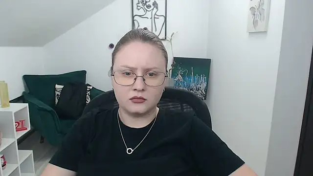 IrenneBates online show from July 2026 09:51:02 AM