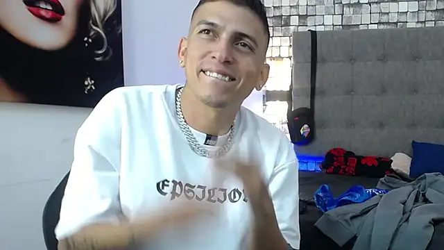 Dereck Smithh online show from July 2026 02:36:02 AM