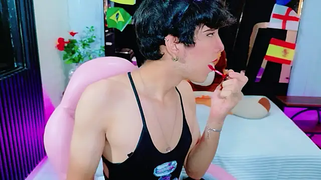Alejandra Raven online show from July 2026 12:54:02 PM