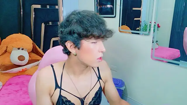Alejandra Raven online show from July 2026 12:58:02 PM