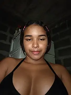 Snapshot of Madeleik chatting on July 2026 01:01:01 AM Madeleik online show from July 2026 01:01:01 AM