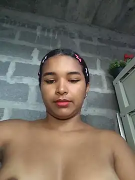 Snapshot of Madeleik chatting on July 2026 07:09:01 PM Madeleik online show from July 2026 07:09:01 PM