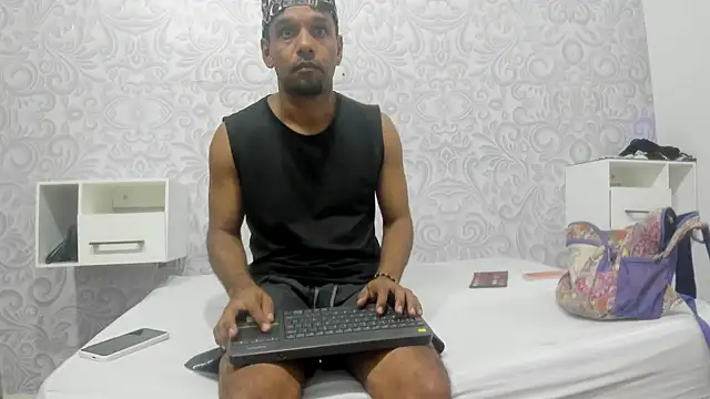 AxelAndMeredy online show from July 2026 01:40:01 AM