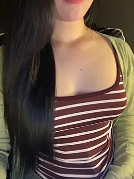 Snapshot of Elise68 chatting on July 2026 03:14:01 PM Elise68 online show from July 2026 03:14:01 PM